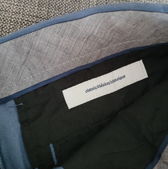 Cotton slim fit shorts - Picture 6 of 6